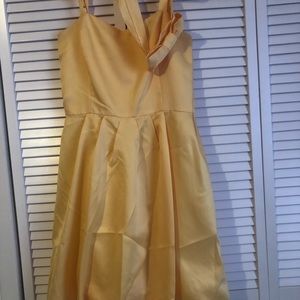 Yellow spring dress